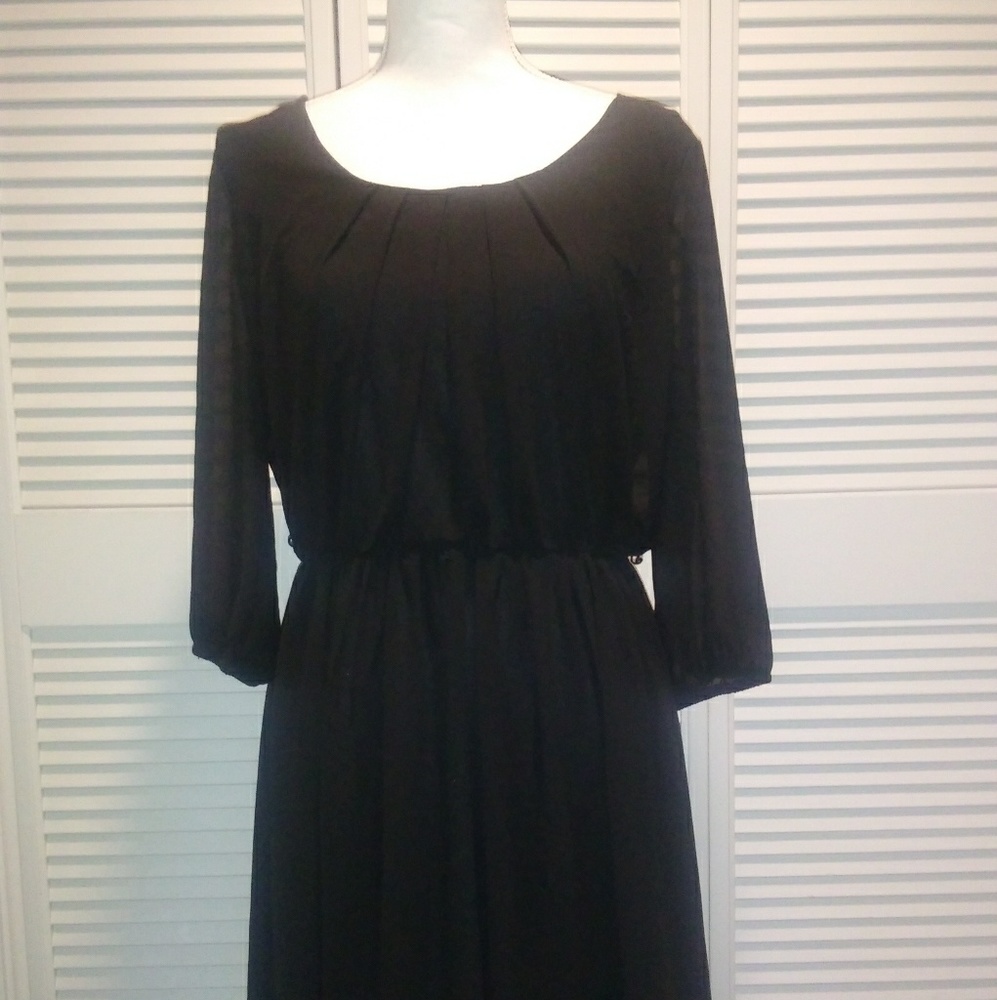 DRESS (NEW/BRAND NAME)